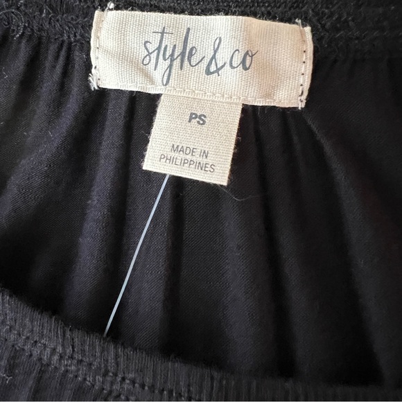 NWT Style & Co Petite Off The Shoulder Lace Trim Black Ruffled Top Size Small - Picture 15 of 15